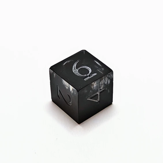 d6, tiny bubbles on 6